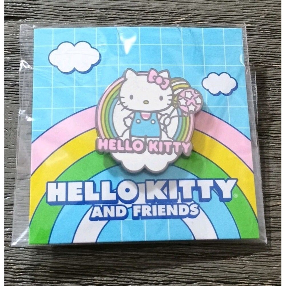 Hello Kitty and Friends 2021 HELLO KITTY GWP Sanrio Pin NIP